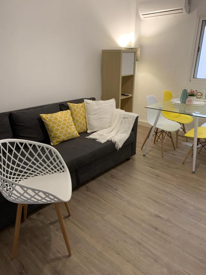 Centro Grupos Malaga Parking Gratis 3 Daire Dış mekan fotoğraf