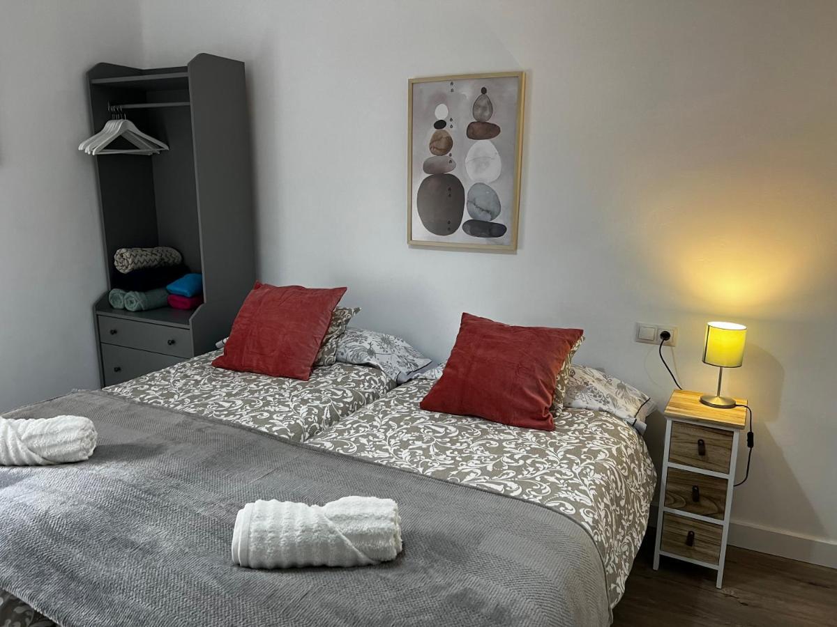 Centro Grupos Malaga Parking Gratis 3 Daire Dış mekan fotoğraf