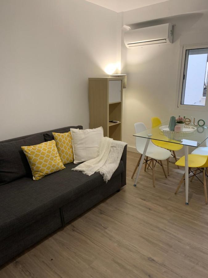 Centro Grupos Malaga Parking Gratis 3 Daire Dış mekan fotoğraf